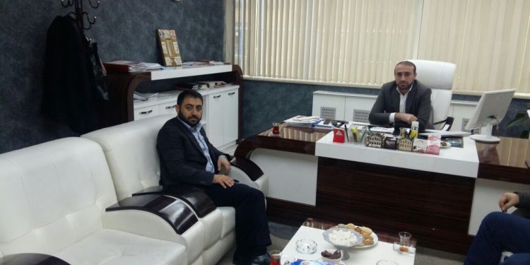 Başkanımız Osman AVCIL, Yönetim Kurulu Üyelerimizden Nurettin Parlakyıldız’ı kendi iş yerinde ziyaret etti.