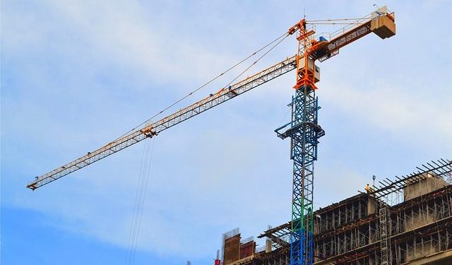 Türkiye’de, Müteahhit Enflasyonu Var