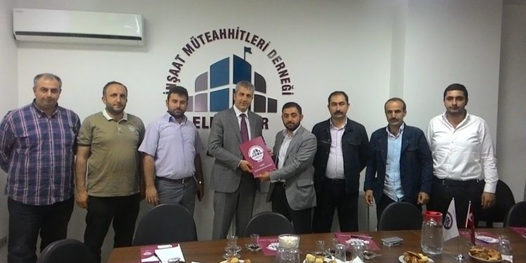 Temizer’den ELMUTDER’e Ziyaret